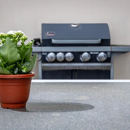 Ta Xbiex, Luxury Penthouse For Families Only, With Pool And Seaview, Malta דירה Ta Xbiex