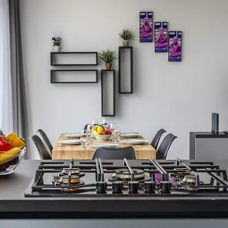 Ta Xbiex, Luxury Penthouse For Families Only, With Pool And Seaview, Malta